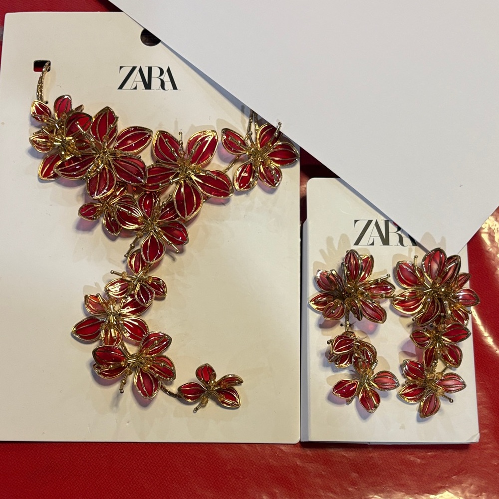 Zara Red and Gold Floral Necklace Set